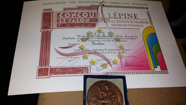 diplome light